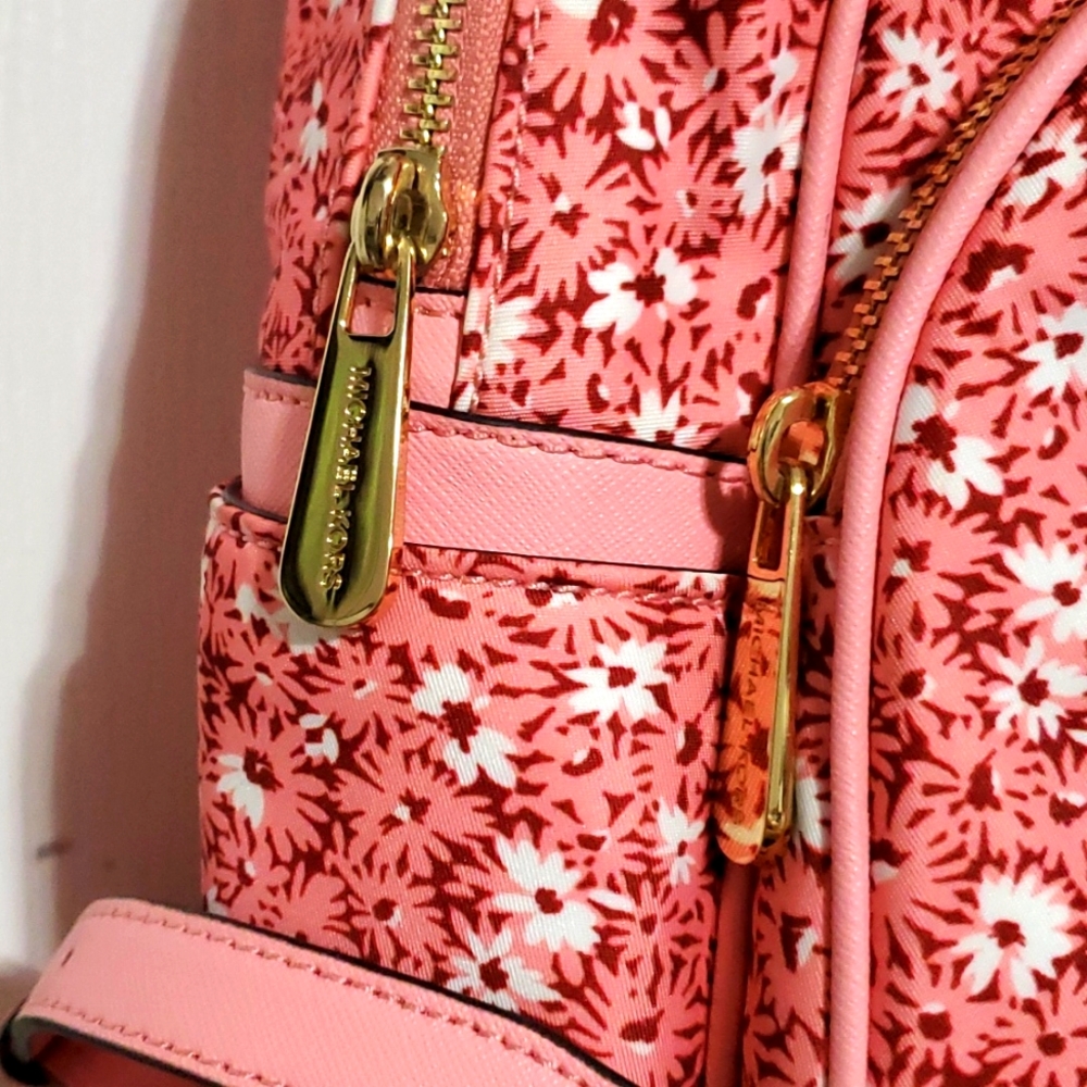 NWT MICHAEL KORS ABBEY NYLON LARGE BACKPACK 💕 - Picture 8 of 12